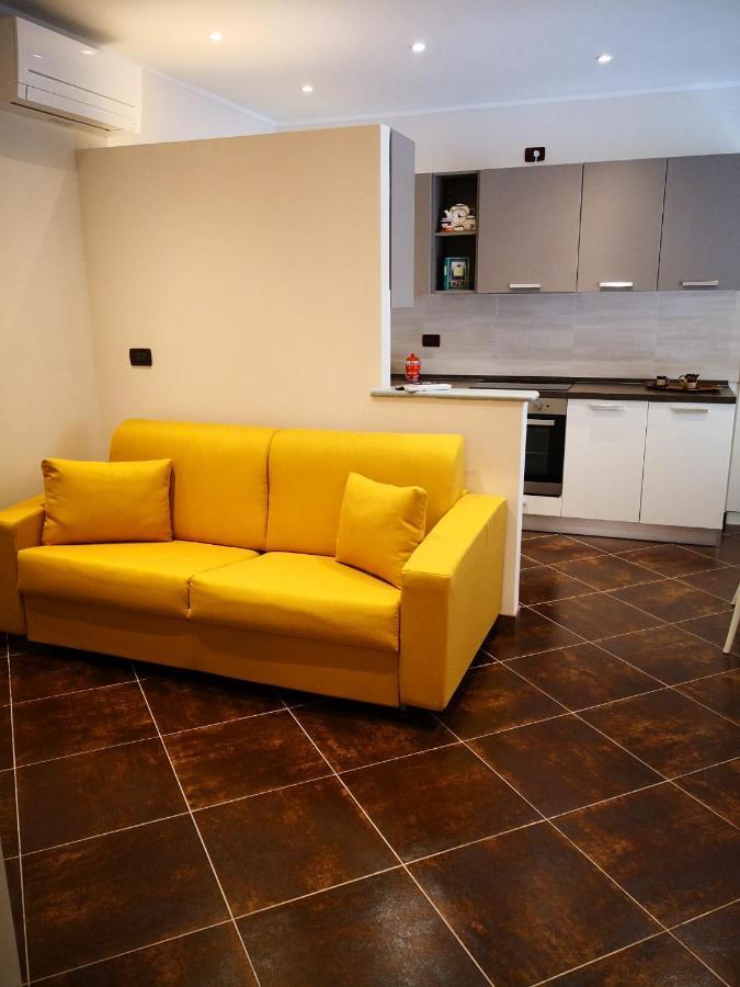 La Porta Rossa Apartment Вадо Лигуре Екстериор снимка